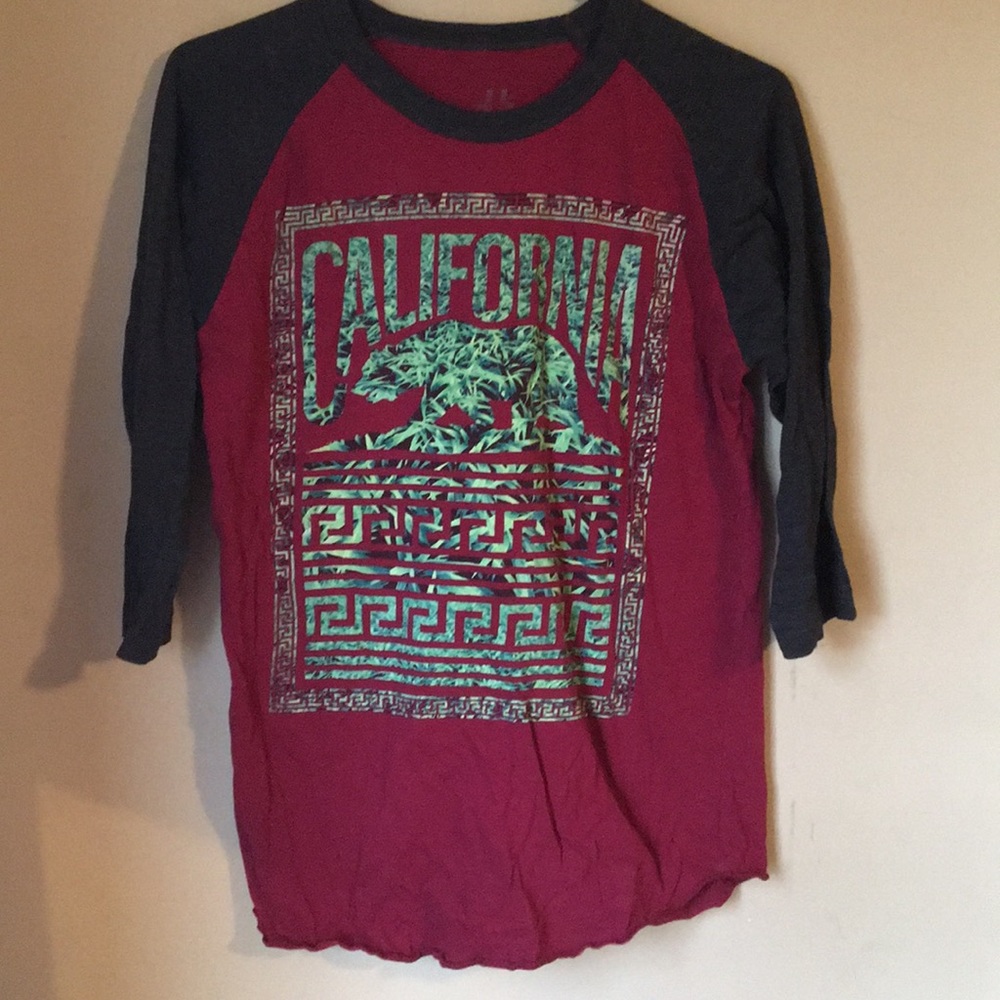 3/4 sleeve shirt